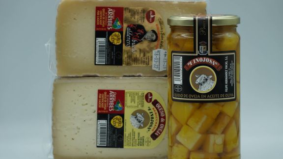 Queso curado El Abuelo Calderero en aceite de oliva virgen extra